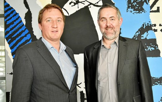 les-deux-intervenants-maxime-raymond-d-exodata-et-l-avocat_3830613_523x330p